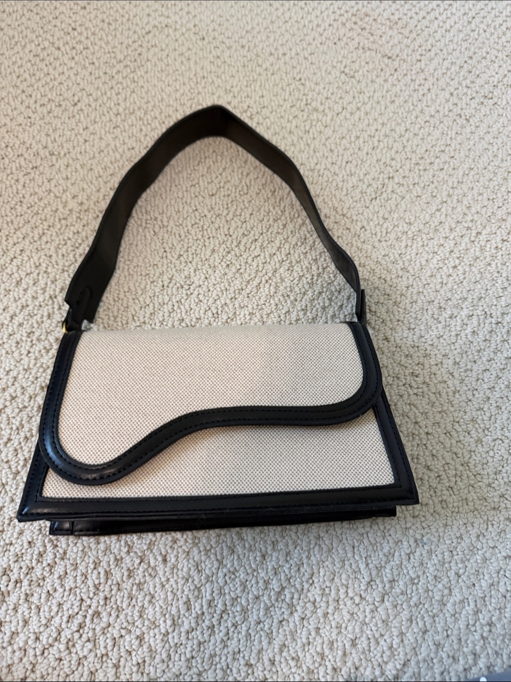 Amazon Cream Shoulder Bag with Black Trim